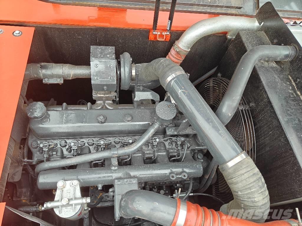 Doosan 225 LCA Bageri guseničari