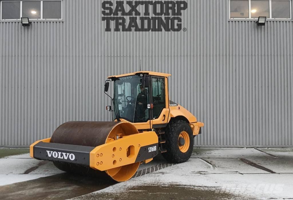 Volvo SD160 B, Vält Gumeni valjci na točkovima