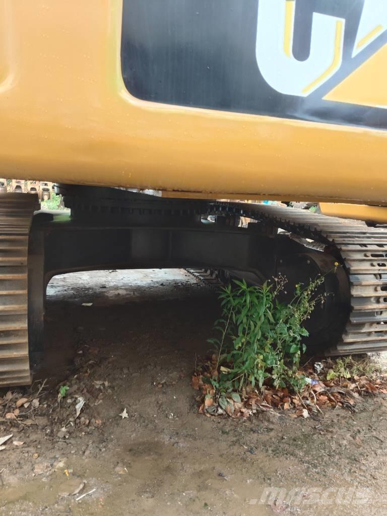 CAT 336 D2 Bageri guseničari