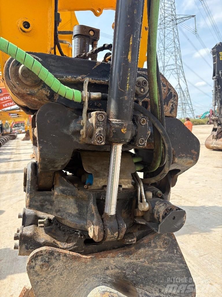 JCB 140X Steelwrist Bageri guseničari
