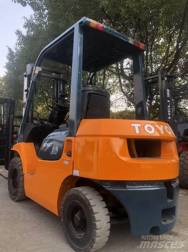 Toyota FD 30 Dizelski viljuškari