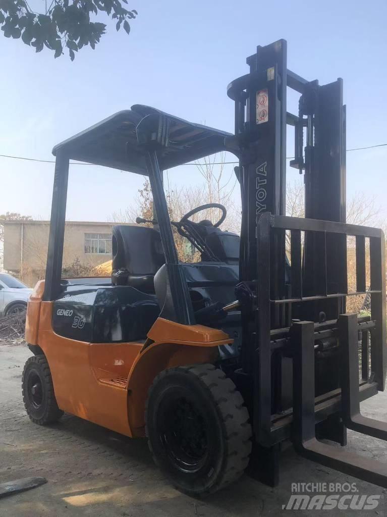 Toyota FD 30 Dizelski viljuškari