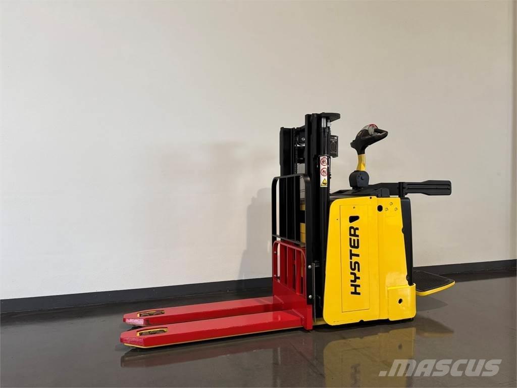 Hyster P2.0SD Samopogonski ručni viljuškari
