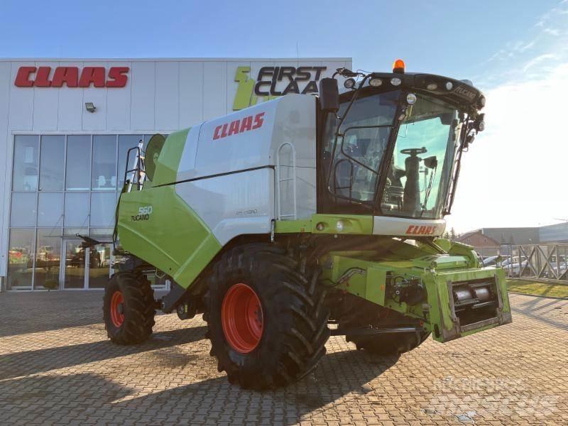 CLAAS TUCANO 560 Kombajni
