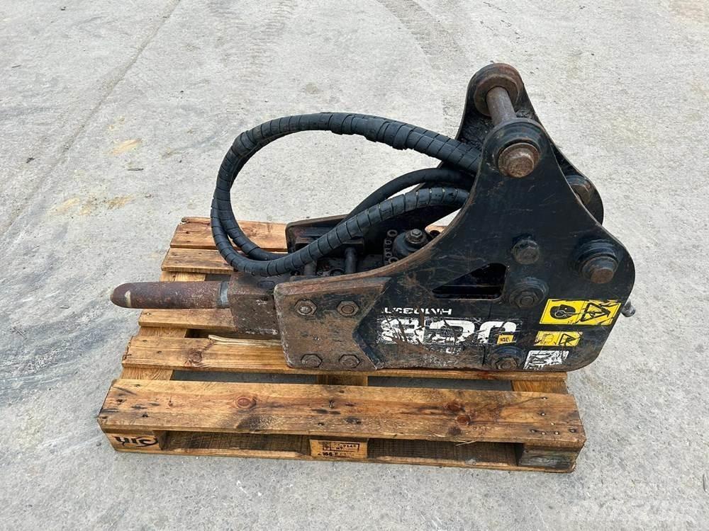 JCB HM033T Rovokopači