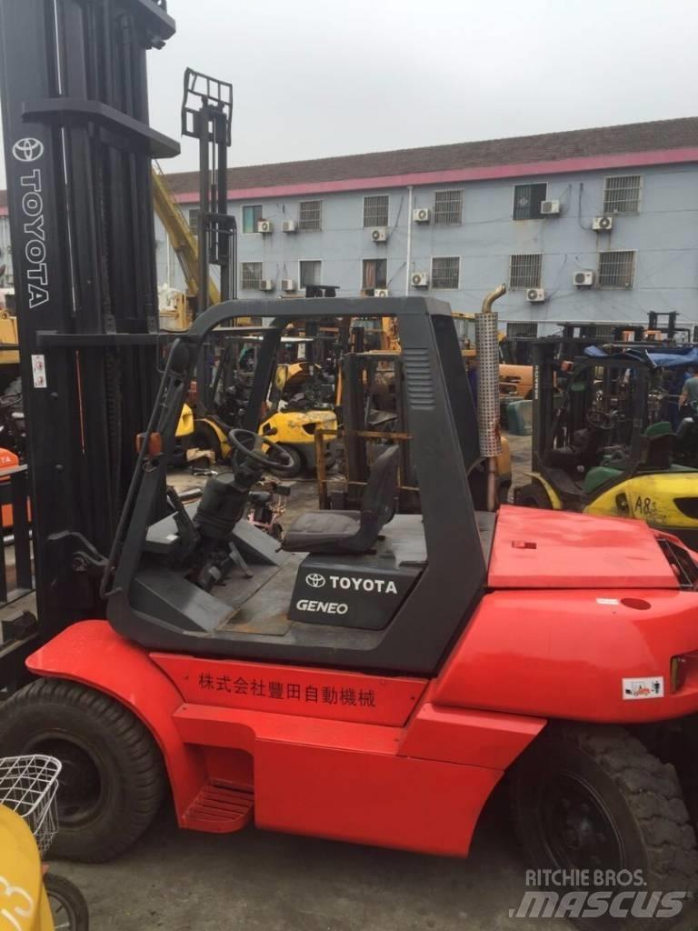 Toyota 8 Ton Dizelski viljuškari