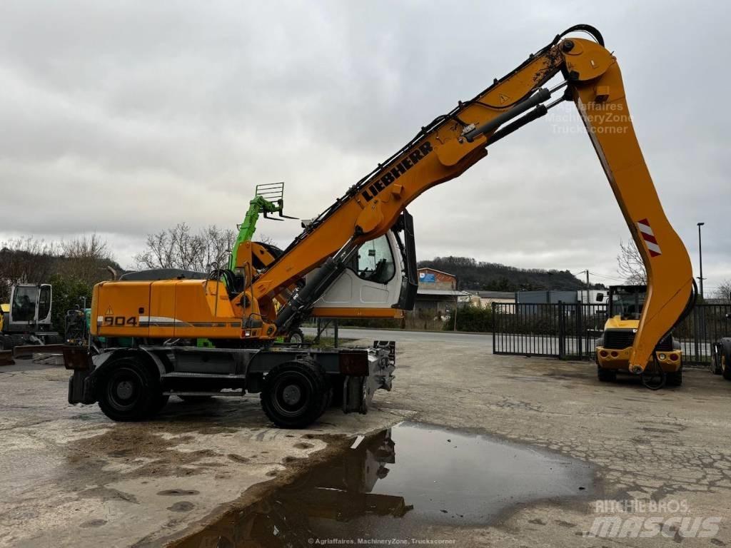 Liebherr A 904 C Bageri točkaši