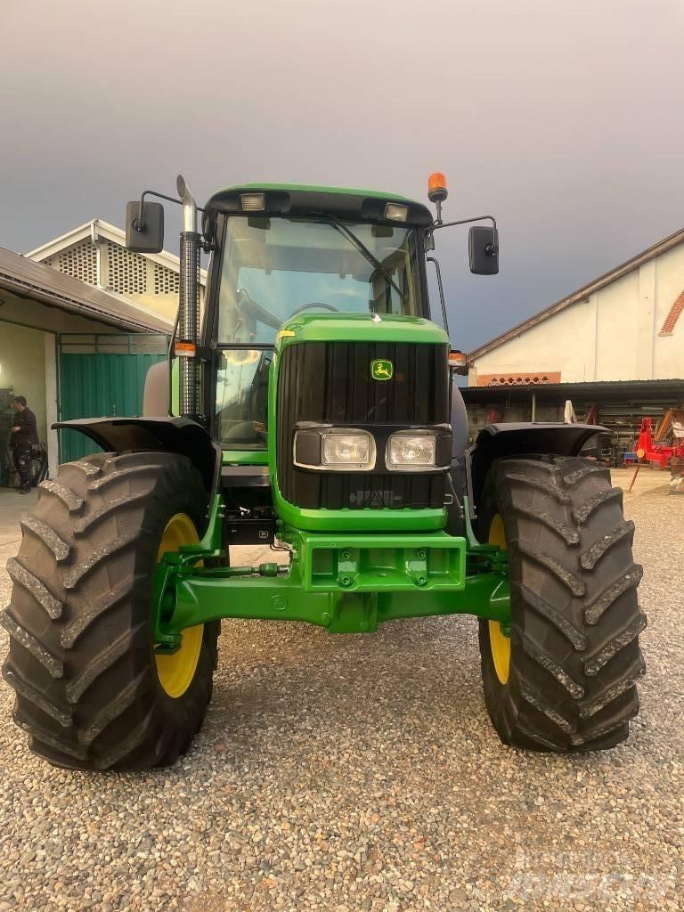 John Deere 6520 SE0 Traktori