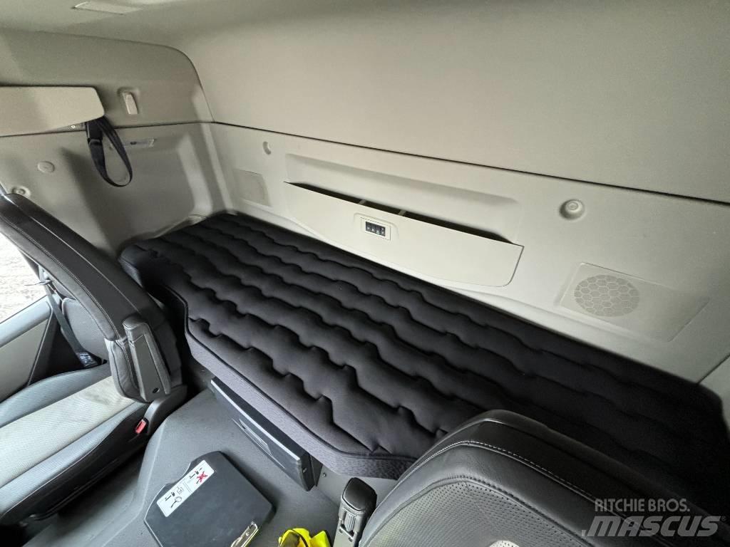 Volvo FM 420 Šleperi za vozila