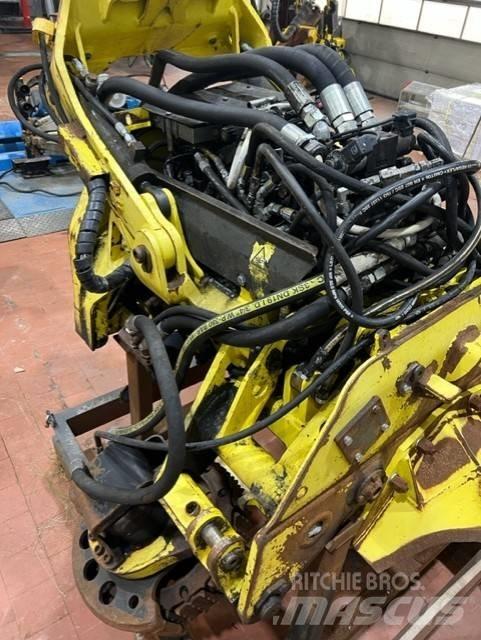 John Deere H480C Glave za kombajne