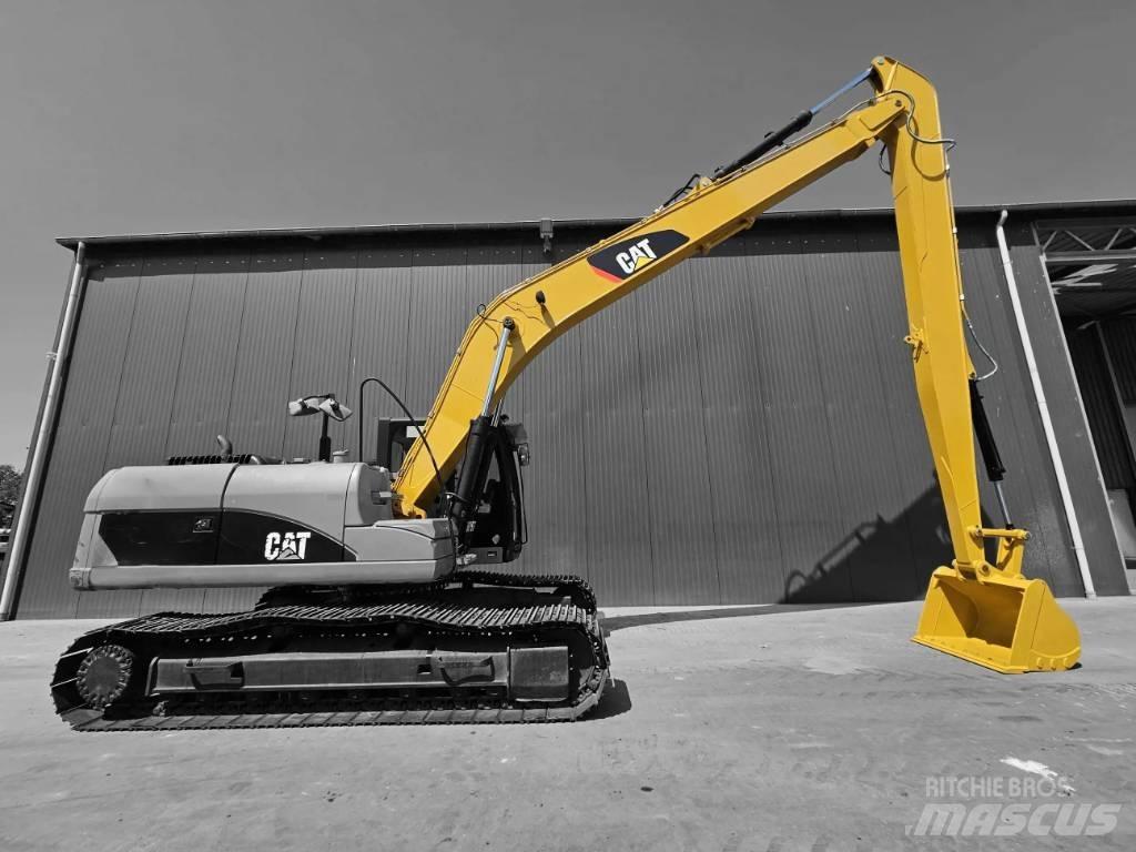 CAT 323E 18m Set Utovarne korpe