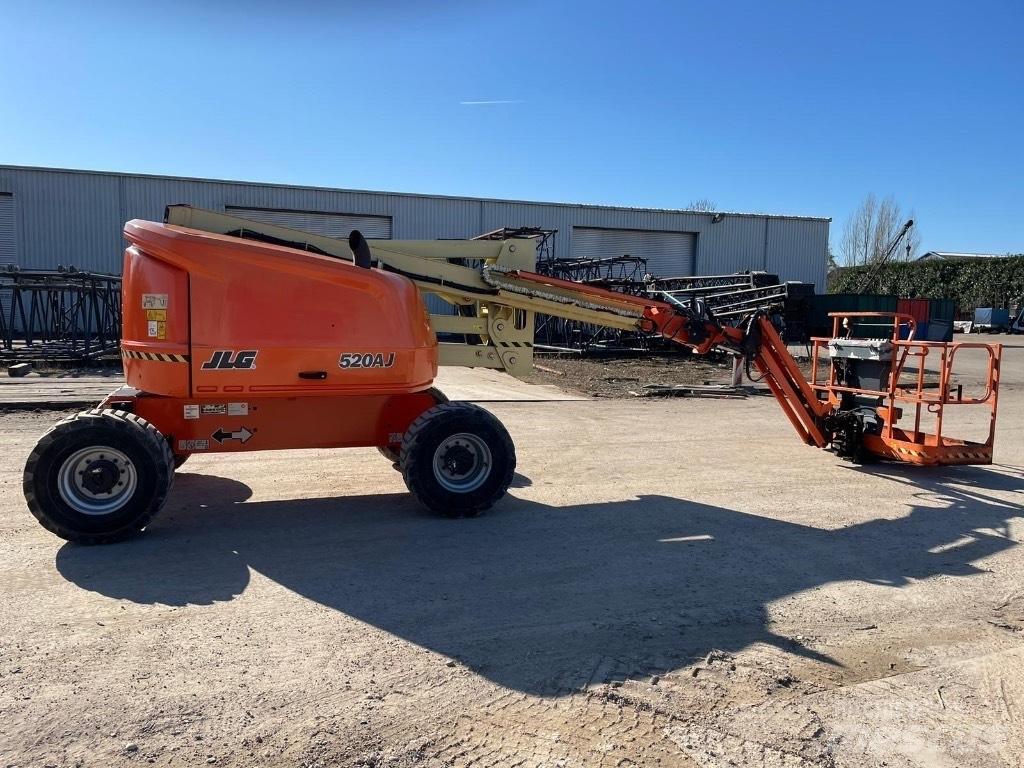 JLG 520 AJ Zglobne podizne platforme