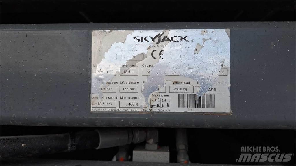 SkyJack 8841RT Makazaste platforme