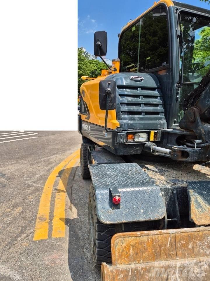 Hyundai 65A Bageri točkaši