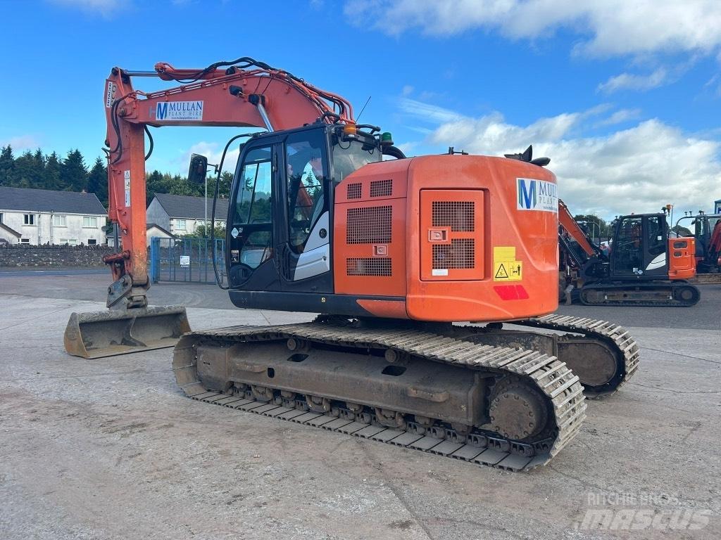 Hitachi ZX225 USLC-6 Bageri guseničari