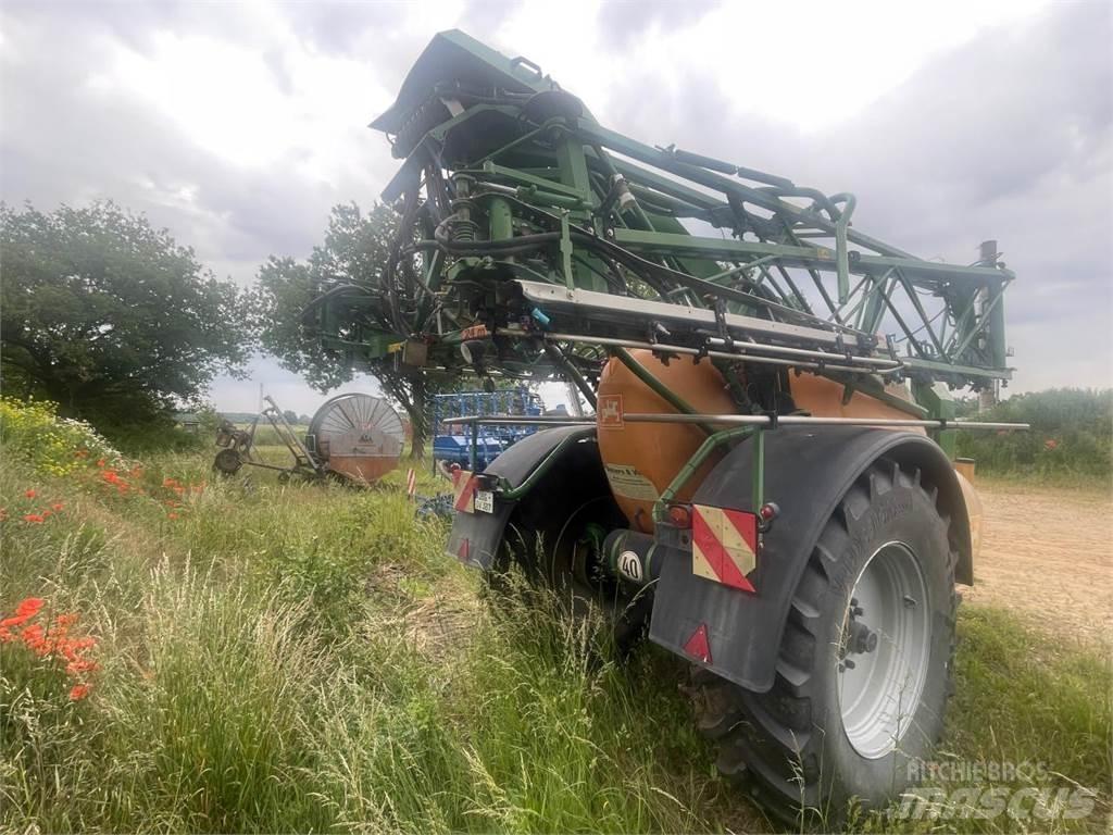 Amazone UX 4200 Vučene prskalice