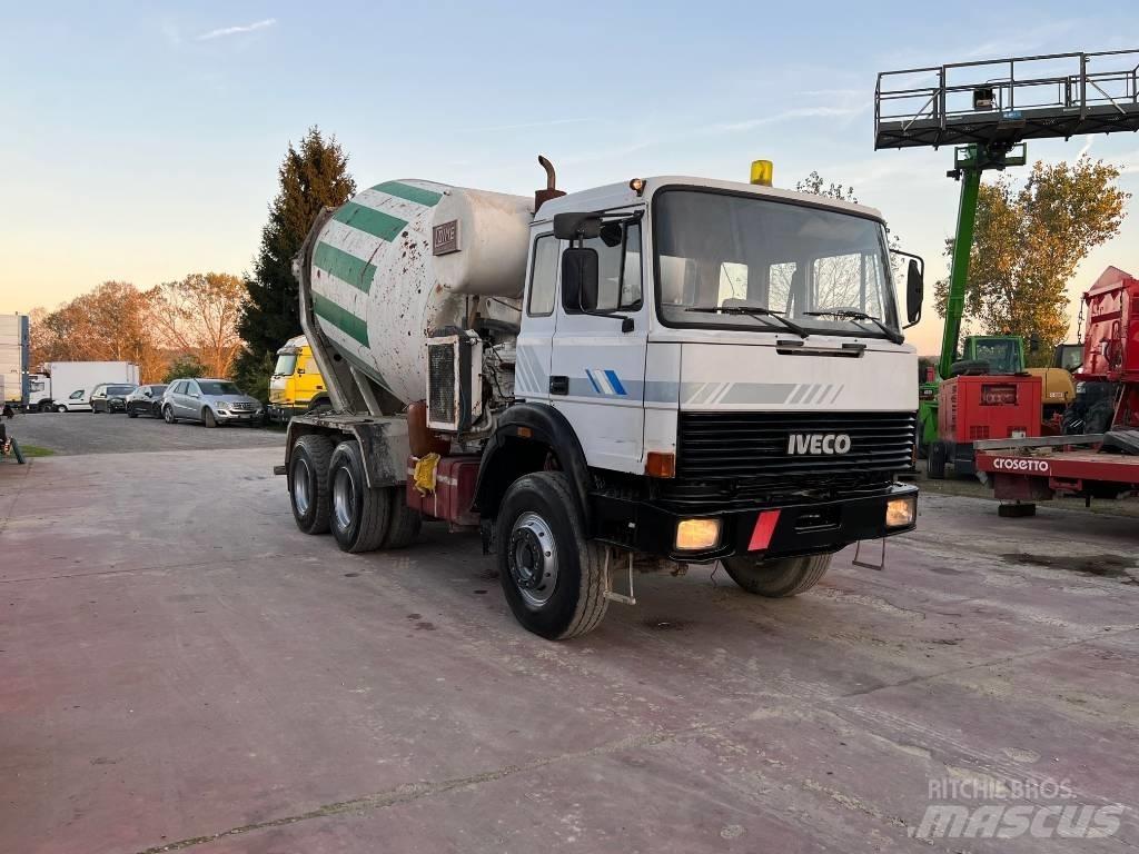 Iveco 330-30 Kamioni mešalice za beton