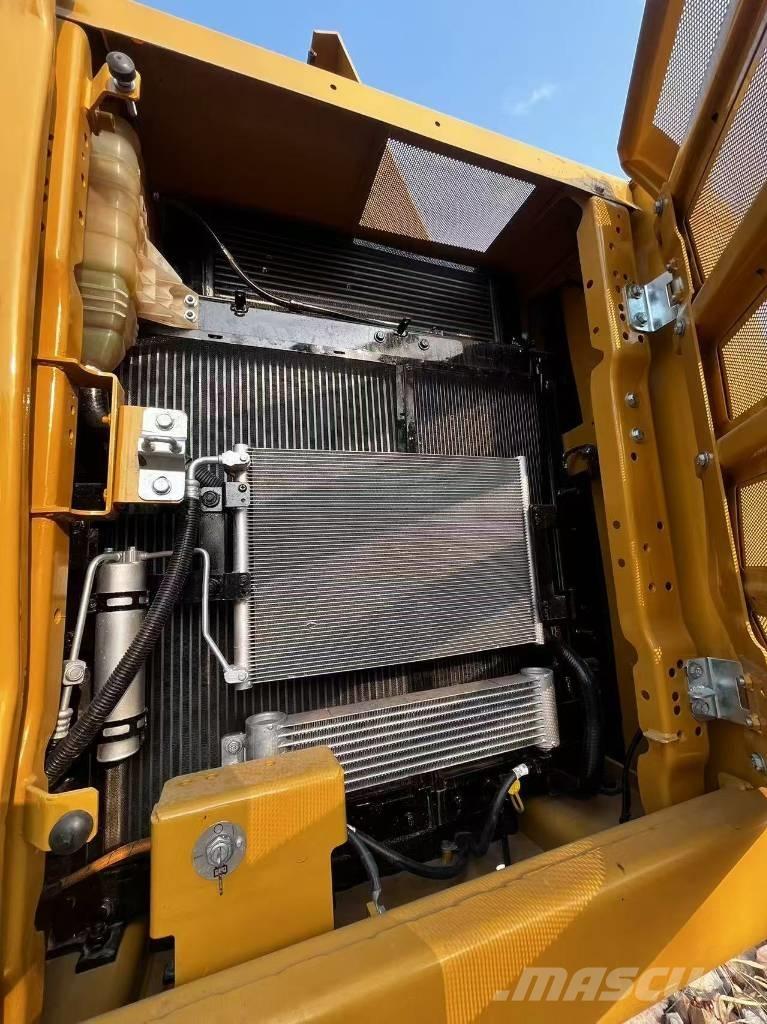 CAT 320 GC Bageri guseničari