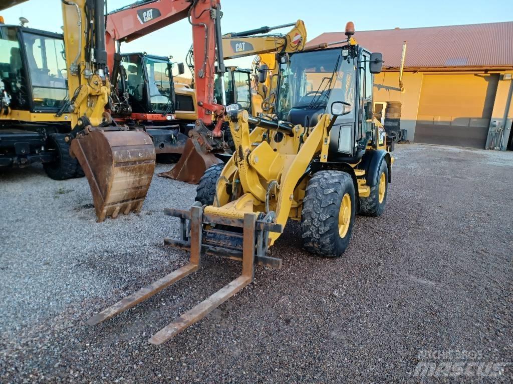 CAT 907 M Utovarivači na točkove