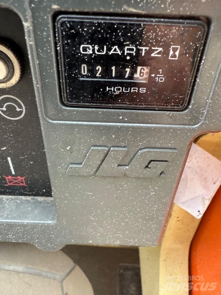 JLG 1930 ES Makazaste platforme