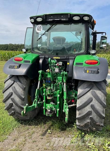 John Deere 6130 R Traktori