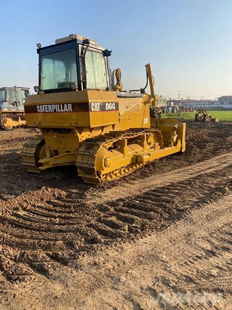 CAT D 6 G Buldožeri guseničari