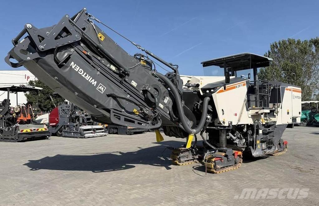 Wirtgen W 207 Fi Freze za asfalt