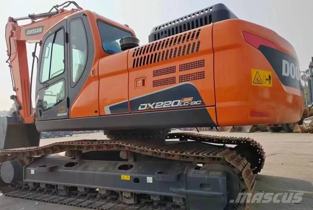 Doosan DX 220 Bageri guseničari