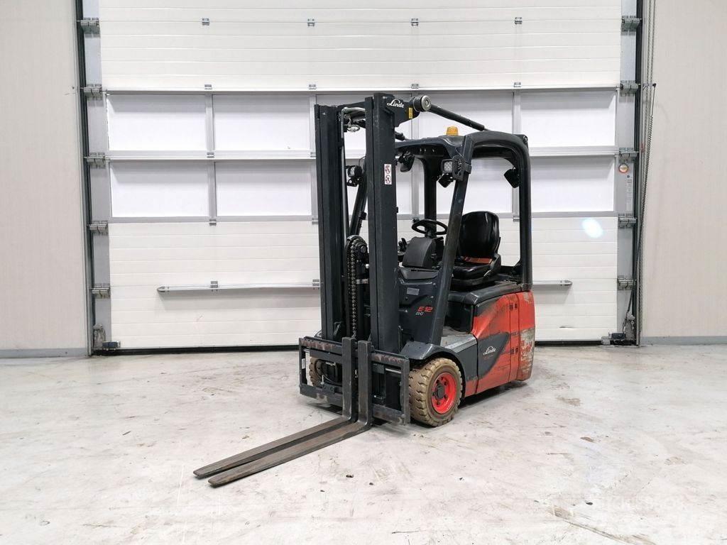 Linde E12-02 Električni viljuškari