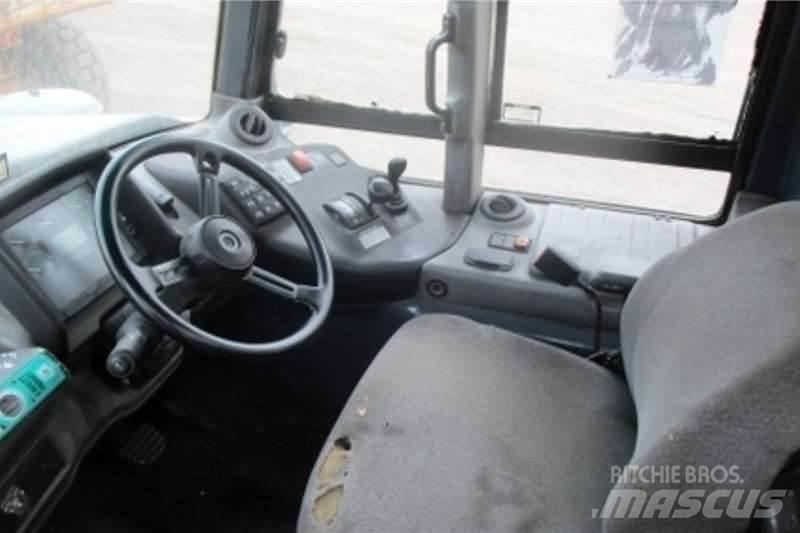 Bell B30D Zglobni damperi