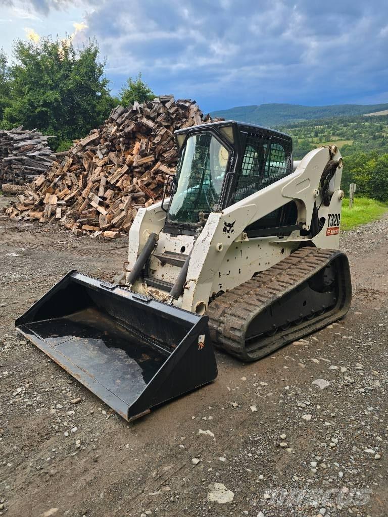 Bobcat T 320 Skid steer mini utovarivači