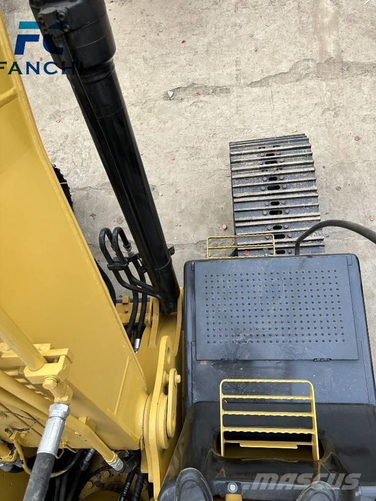 CAT CAT320D Bageri guseničari