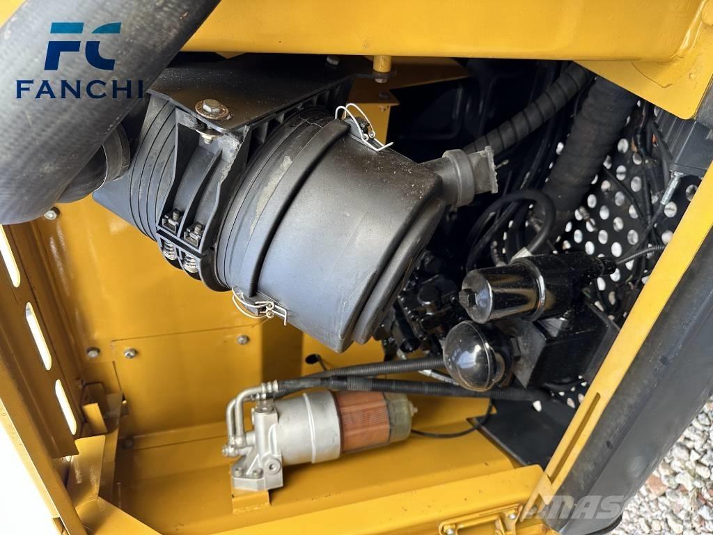 XCMG XE 85 DA Bageri guseničari