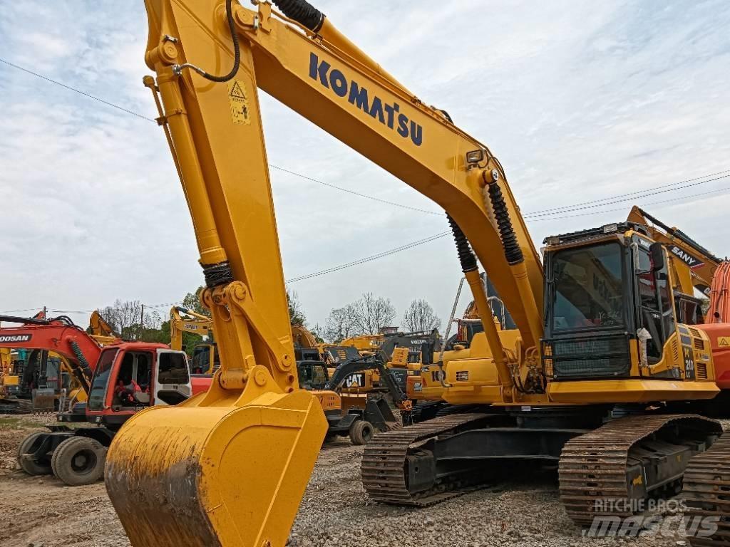 Komatsu PC 210LC Bageri guseničari