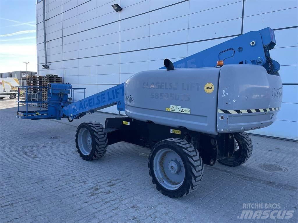 Genie S-60HC Zglobne podizne platforme