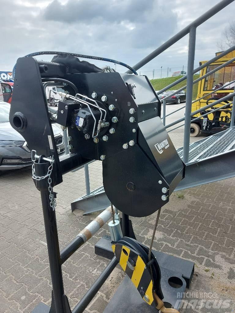 Manitou 2260 Višenamenski utovarivači