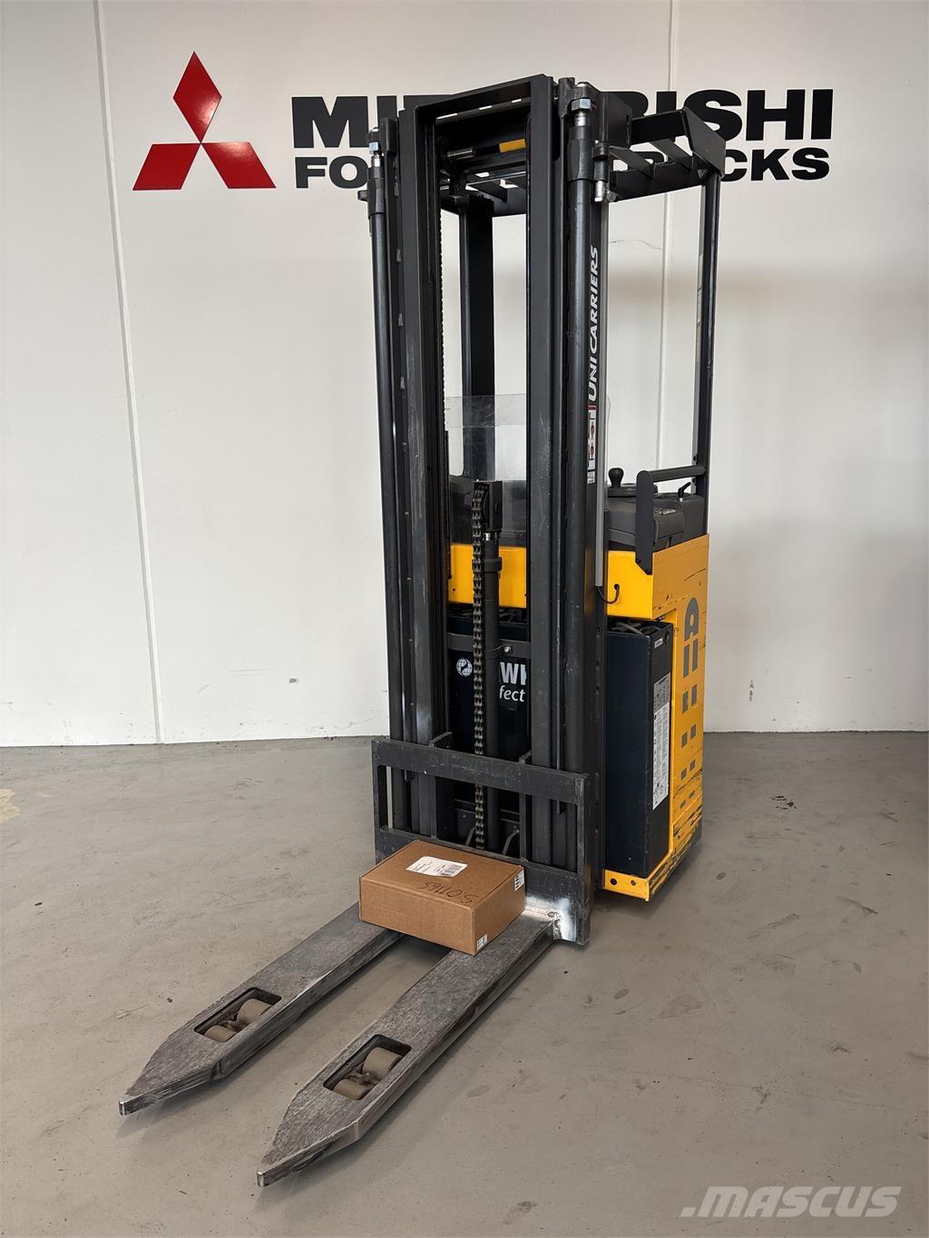 Atlet A160 Samopogonski ručni viljuškari