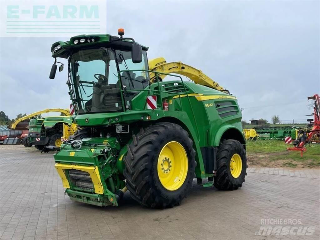 John Deere 8600 Mašine za stočnu hranu sa sopstvenim pogonom