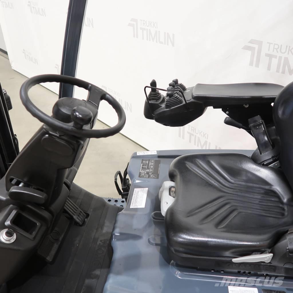 Toyota 8FBE20T Električni viljuškari