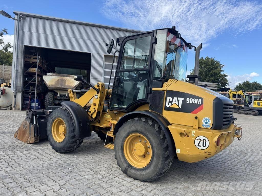 CAT 908M Utovarivači na točkove