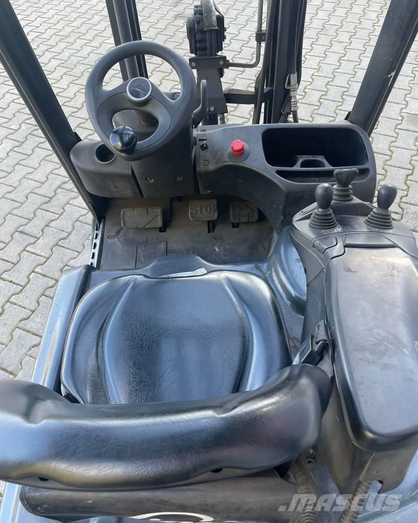 Linde E16 Električni viljuškari