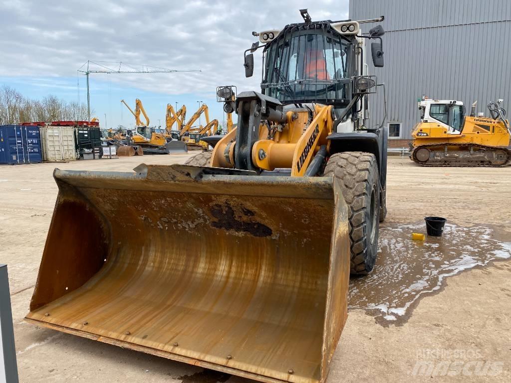 Liebherr L 526 Utovarivači na točkove
