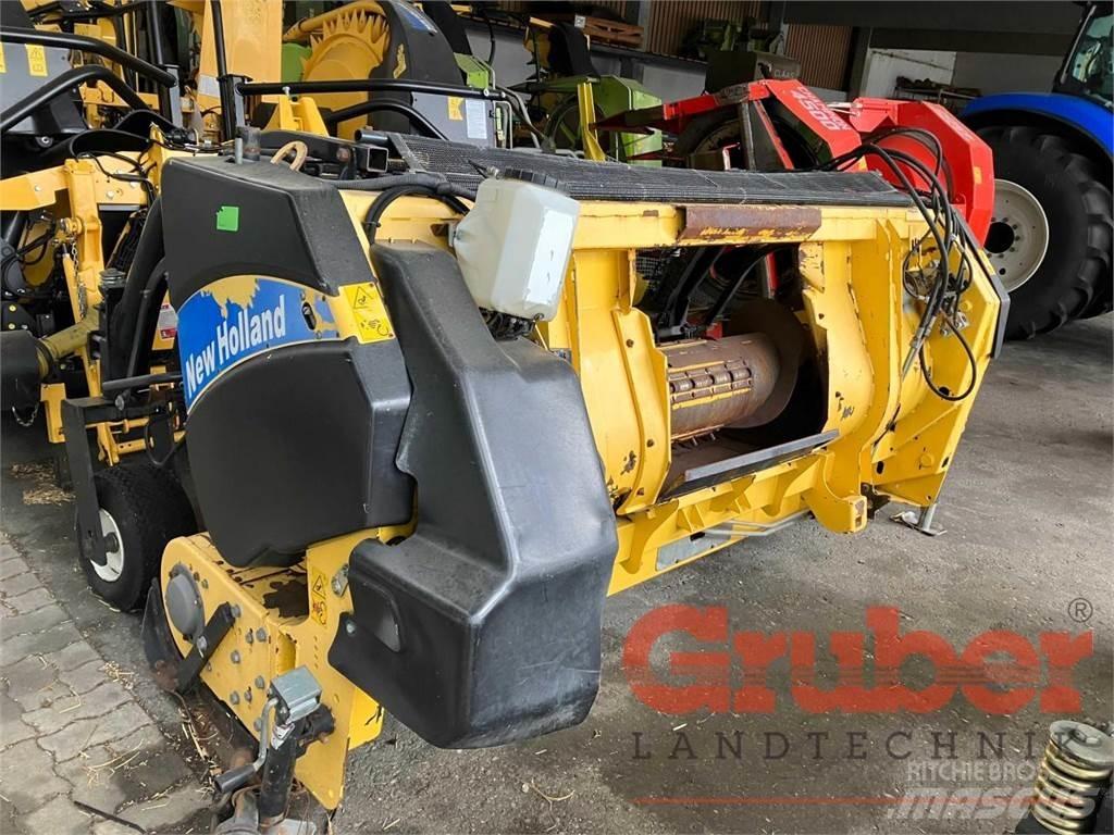 New Holland 273 Priključci za mašine za stočnu hranu na sopstveni pogon