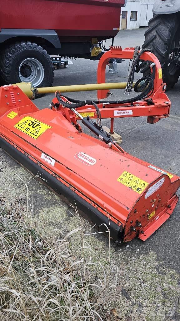 Maschio Giraffa 210 Kosilice za livade