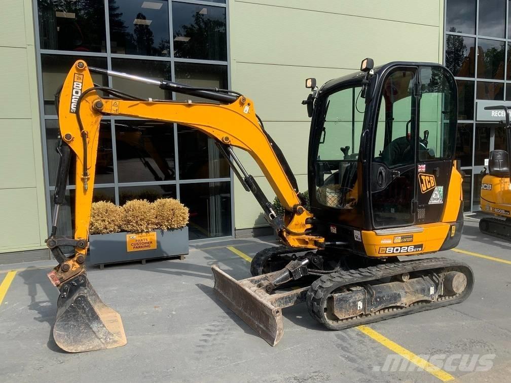 JCB 8026 CTS Mini bageri < 7t