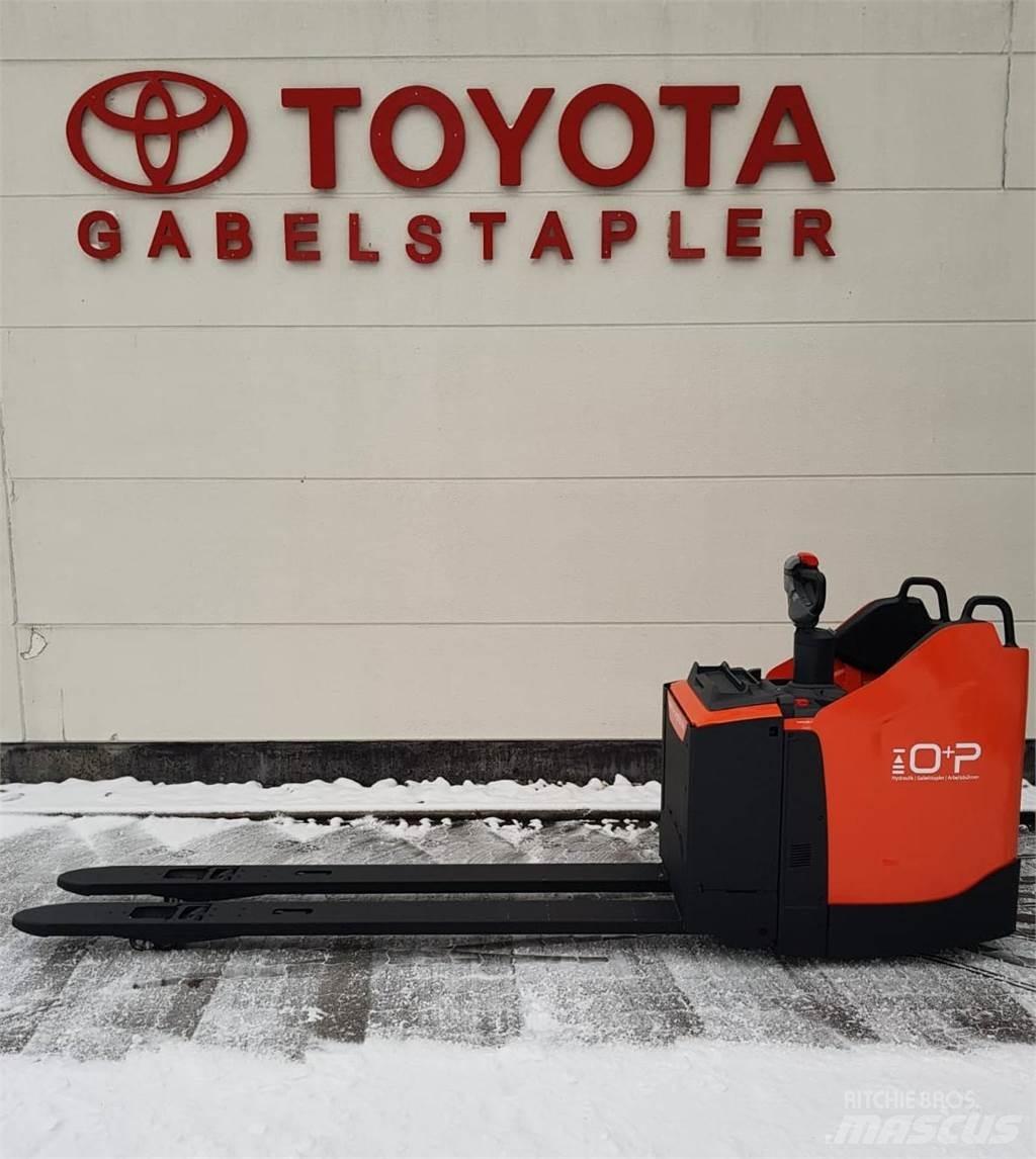 Toyota LPE 250 Nisko podizni električni viljuškar