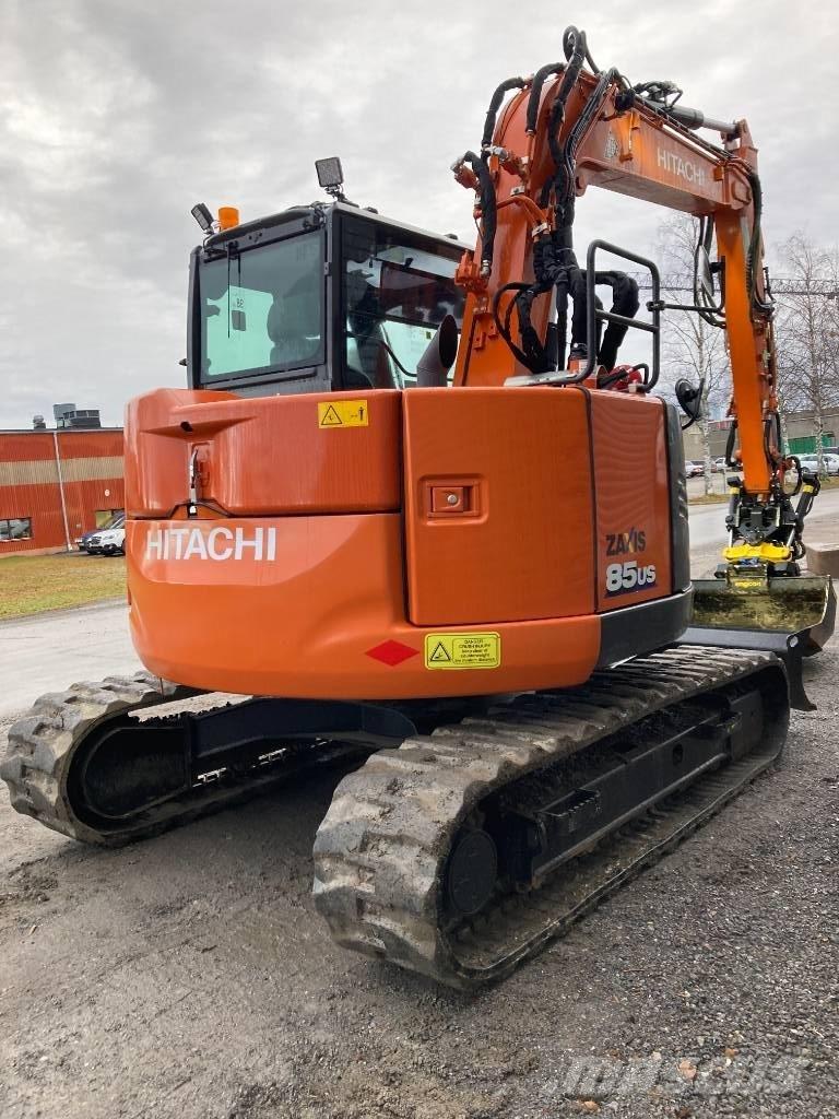 Hitachi ZX 85 US-6 Midi bageri 7t – 12t