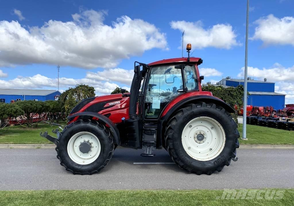 Valtra T 234 A Traktori
