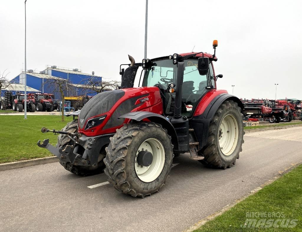 Valtra T 234 A Traktori