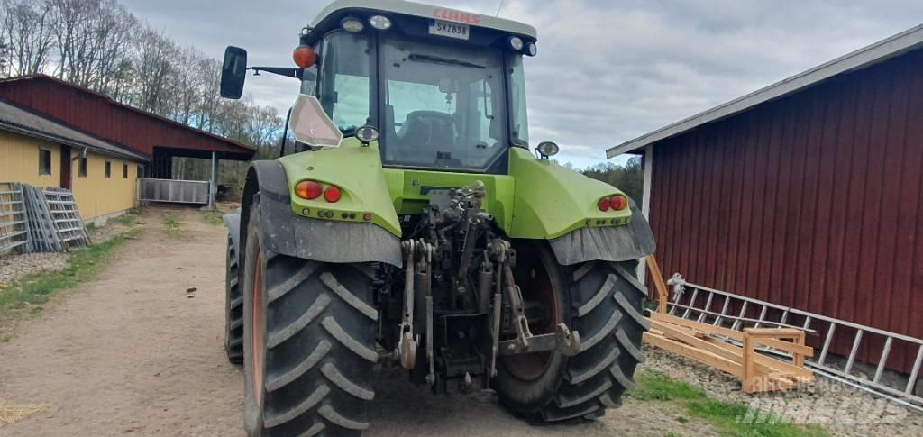 CLAAS Arion 510 Traktori